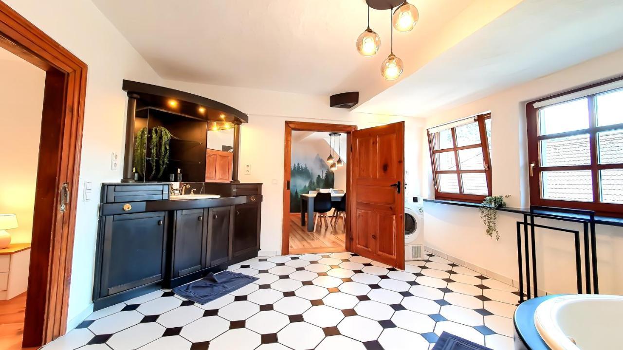 Romantic-Apartment - Altbauflair Mit Dachterrasse & Waldblick, Maisonette, 80M2 Annweiler am Trifels Exterior foto
