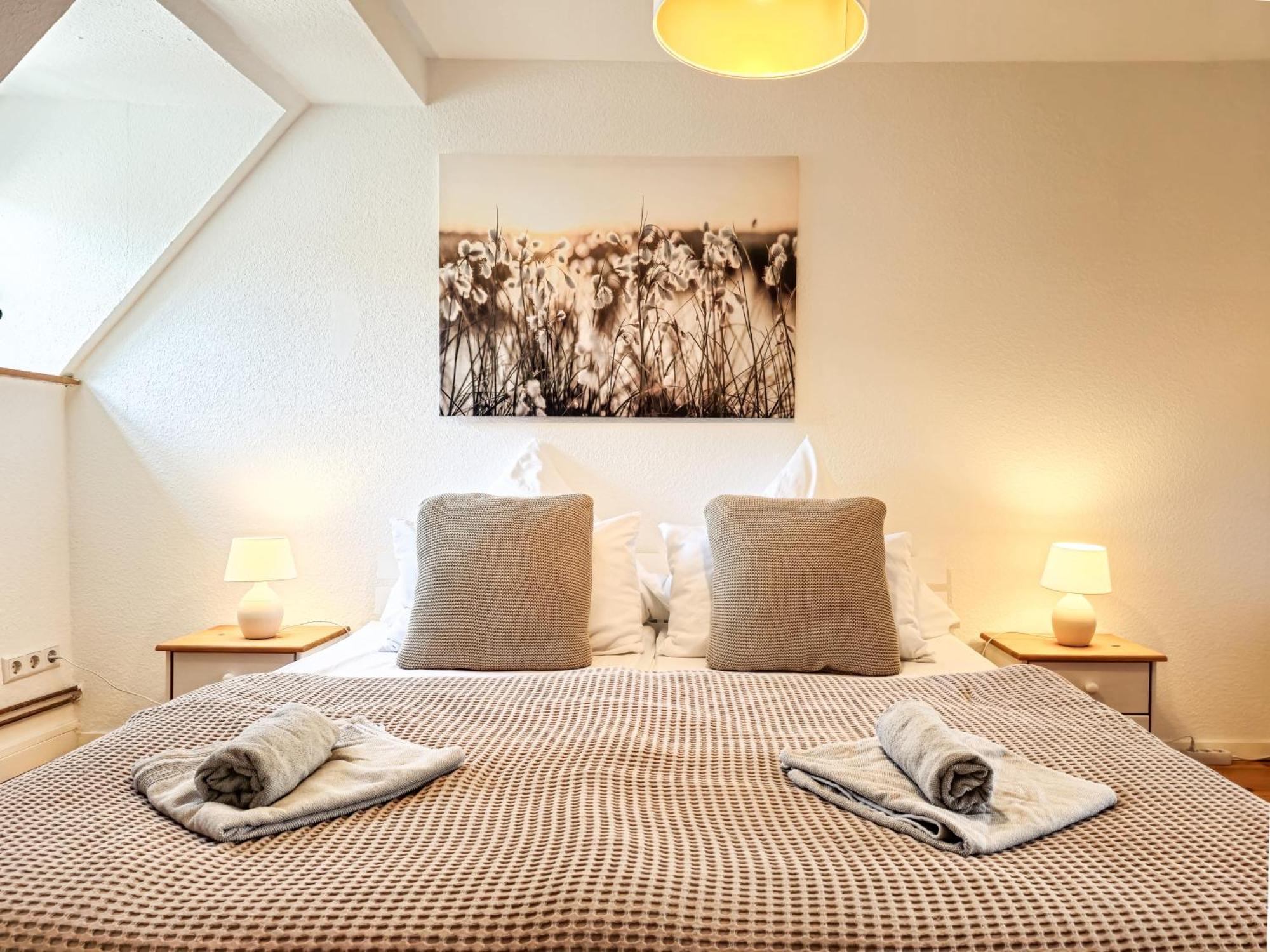 Romantic-Apartment - Altbauflair Mit Dachterrasse & Waldblick, Maisonette, 80M2 Annweiler am Trifels Exterior foto