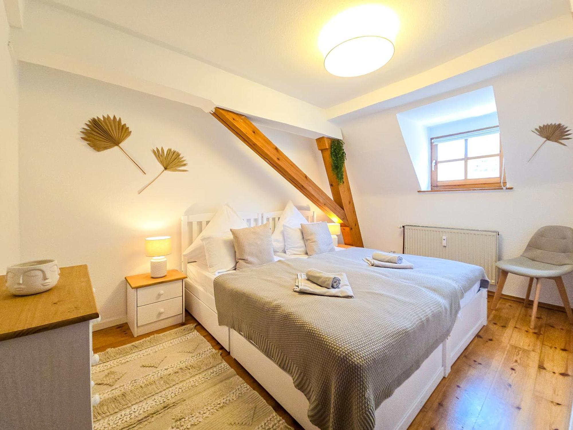 Romantic-Apartment - Altbauflair Mit Dachterrasse & Waldblick, Maisonette, 80M2 Annweiler am Trifels Exterior foto