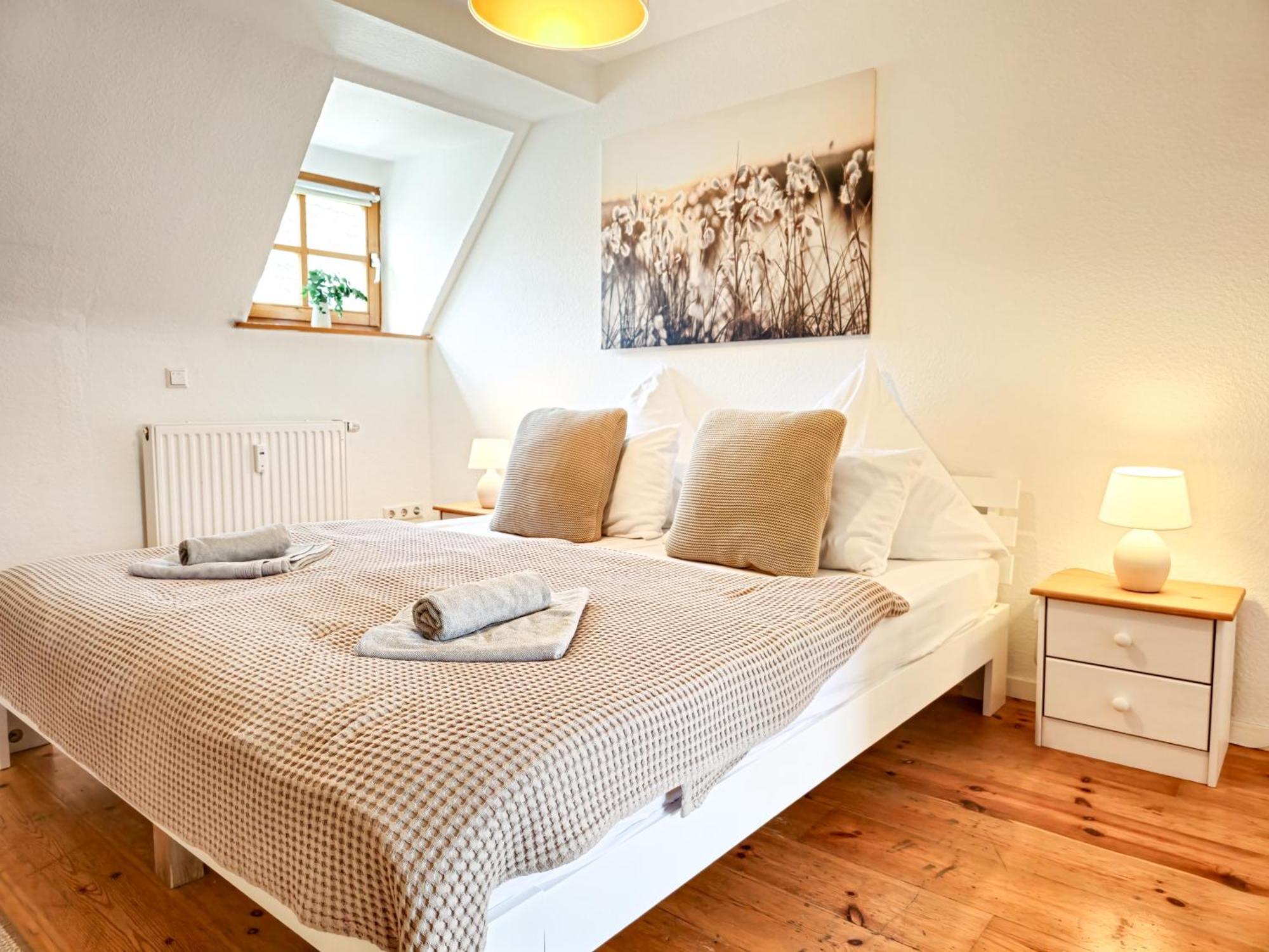 Romantic-Apartment - Altbauflair Mit Dachterrasse & Waldblick, Maisonette, 80M2 Annweiler am Trifels Exterior foto
